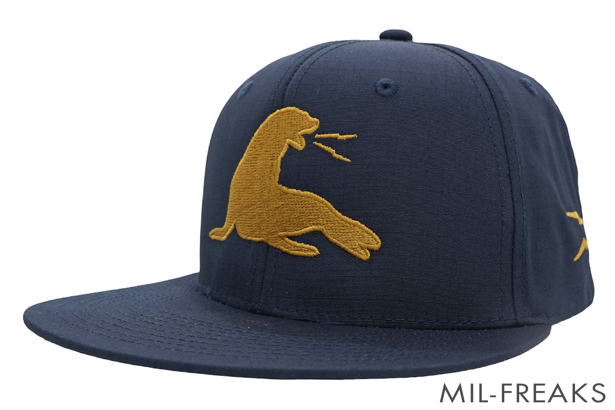 URT CLASSIC ビッグロゴ RETRO TRUCKER フラットブリム キャップ ネイビー