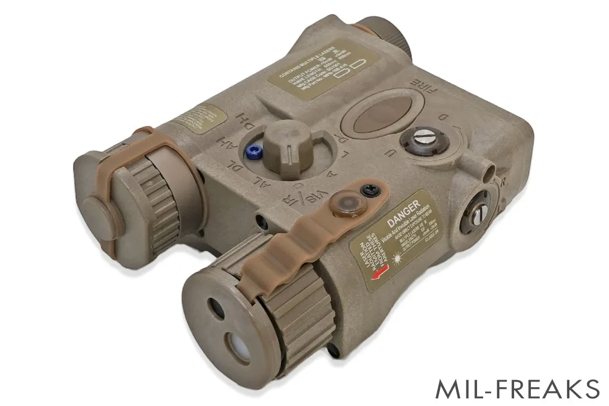 SOMOGEAR AN/PEQ-16 IR/LEDイルミネーター サイティングデバイス ポリマー製 TAN