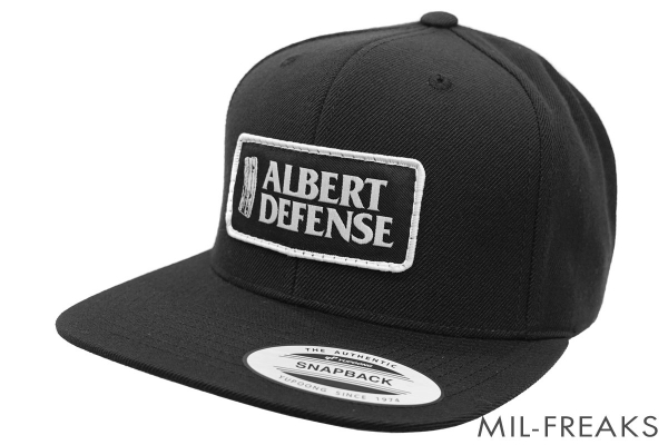 Albert Defense フラットブリム スナップバック ロゴキャップ ブラック