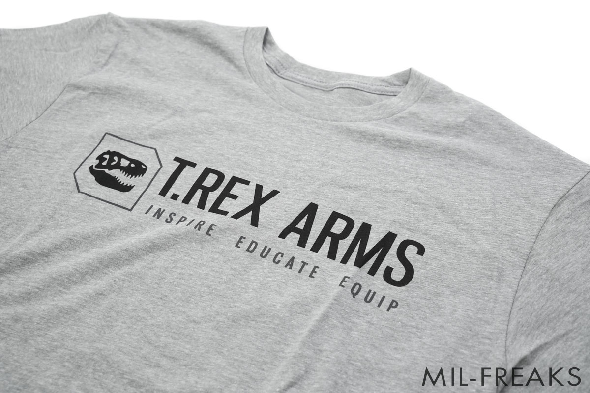 SUPDEF モノクロTシャツ WRMFZY T.Rex Arms esstac T.REX ARMS MOTTO