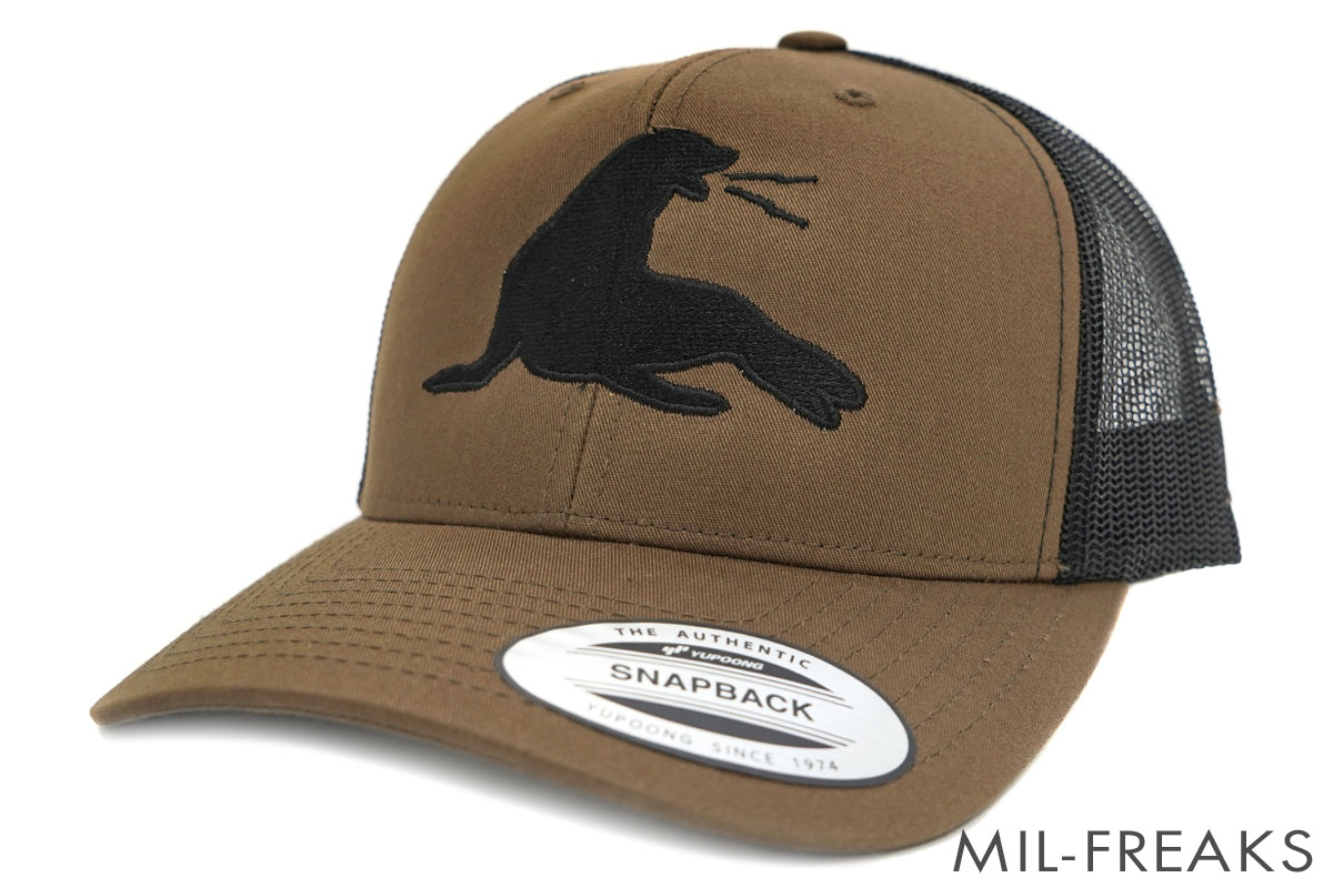 URT CLASSIC ビッグロゴ RETRO TRUCKER メッシュキャップ コヨーテ 