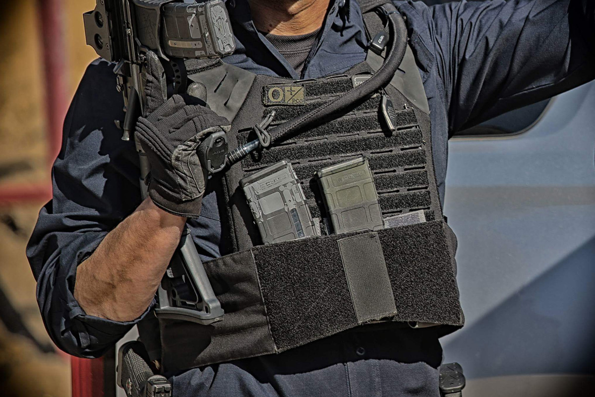 CONDOR Elite QD M4 ベルクロマガジンポーチ 2個セット ブラック 