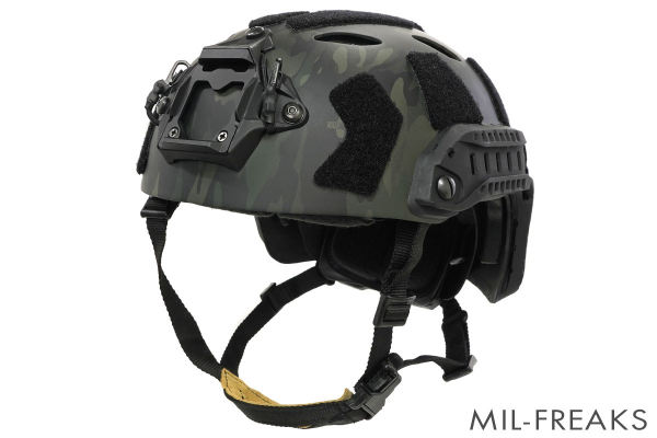 FMA Ops-Coreタイプ FAST SF カーボンファイバー製ヘルメット マルチカムブラック