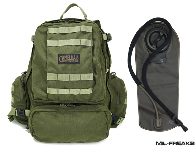 CamelBak ハイドレーションバックパック3L