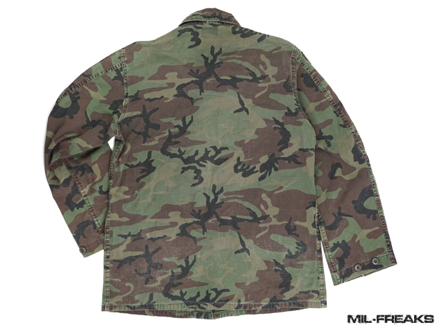 米軍 実物 フィールドジャケット 10R（ミリタリージャケットの種類を  